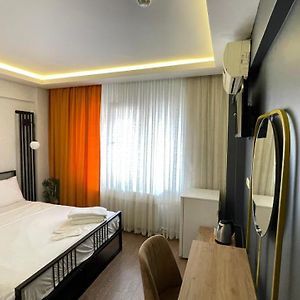 Camera standard con letto king size